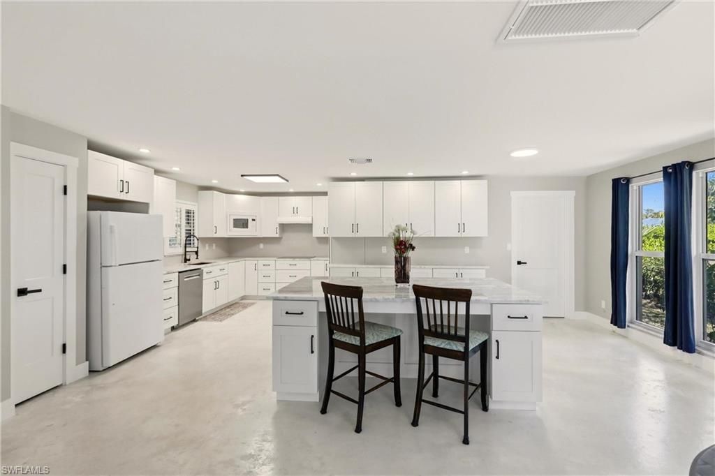 74 Aqua Ln, North Fort Myers, FL 33903 Photo