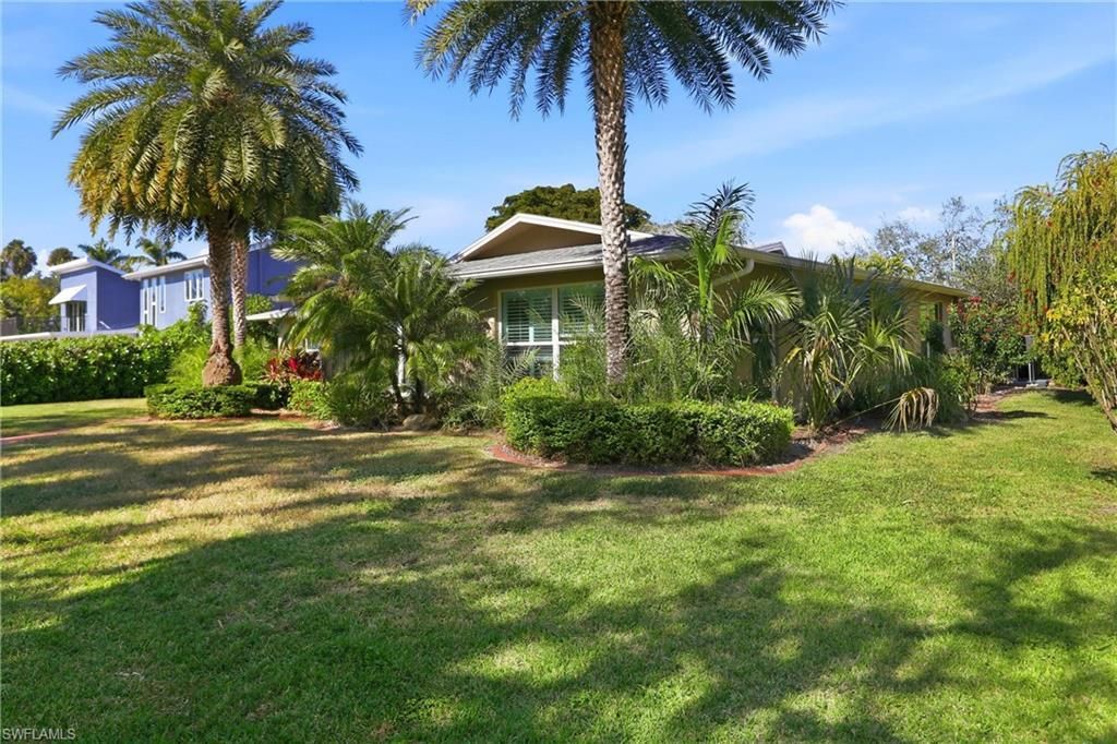 74 Aqua Ln, North Fort Myers, FL 33903 Photo