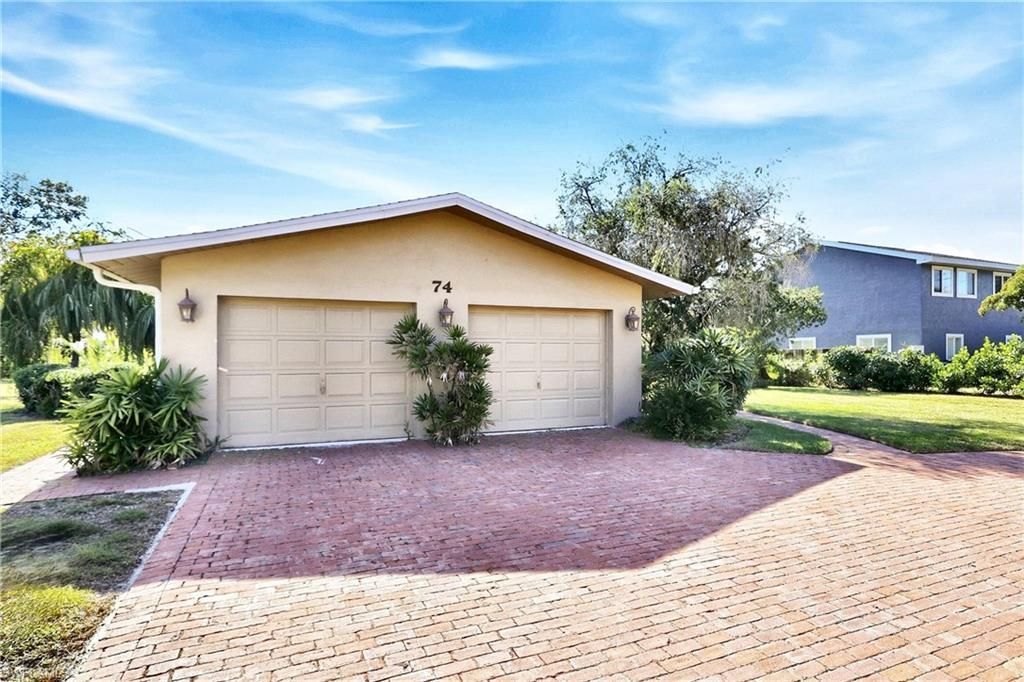 74 Aqua Ln, North Fort Myers, FL 33903 Photo