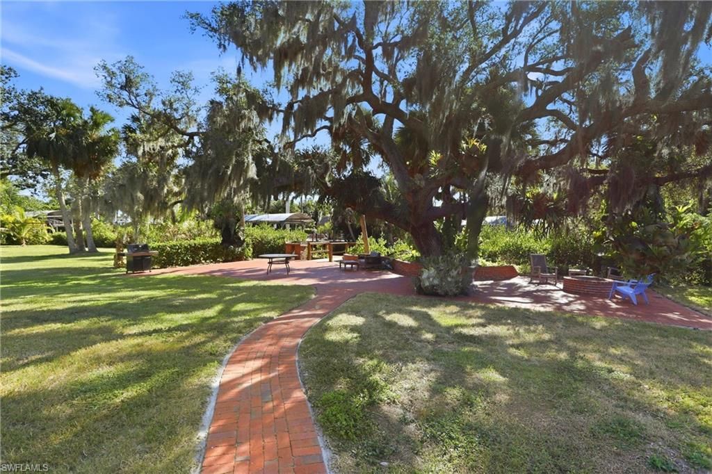 74 Aqua Ln, North Fort Myers, FL 33903 Photo