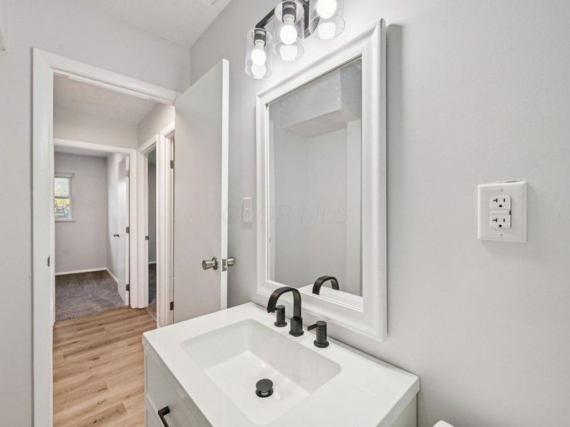 3955 E FULTON, Columbus, OH 43227 Photo 28