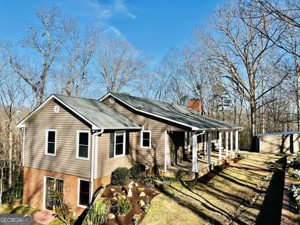 285 W0lf Den Road, Royston, GA 30662