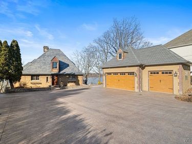 4090 Lower River Road, Youngstown, NY 14174