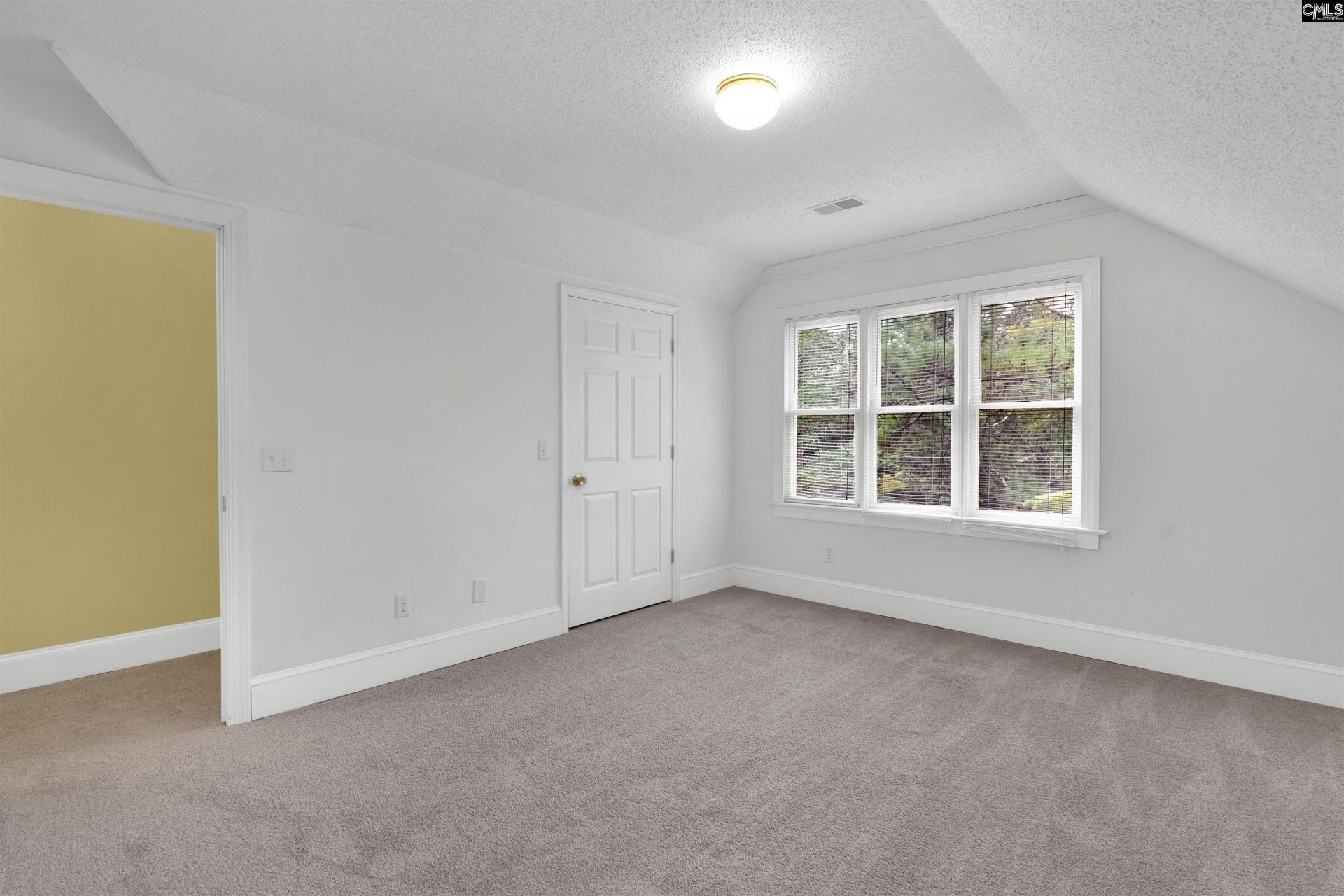 2001 Riding Ridge Road Photo 36