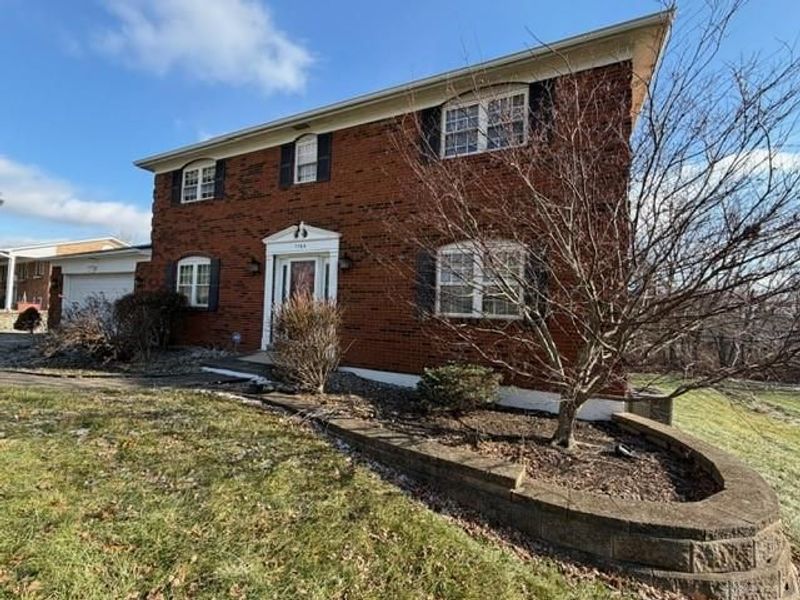 7764 Rolling Meadows Drive, West Chester, OH 45069 Photo 3