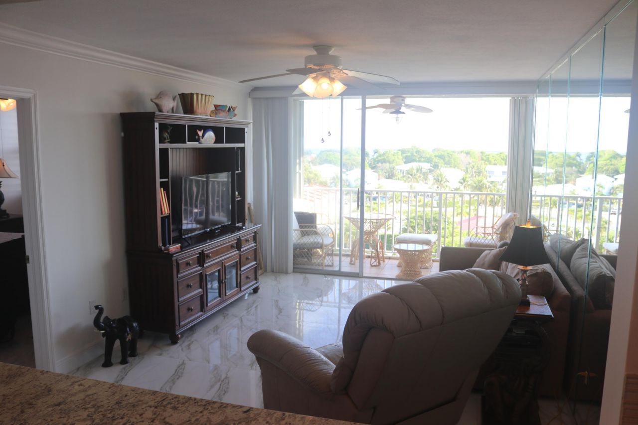 88540 Overseas Highway, Unit 605, Tavernier, FL 33070 Photo