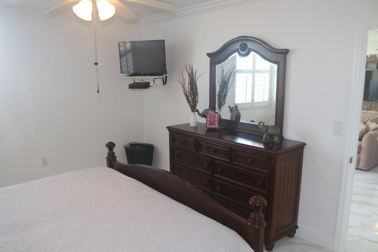 88540 Overseas Highway, Unit 605, Tavernier, FL 33070 Photo