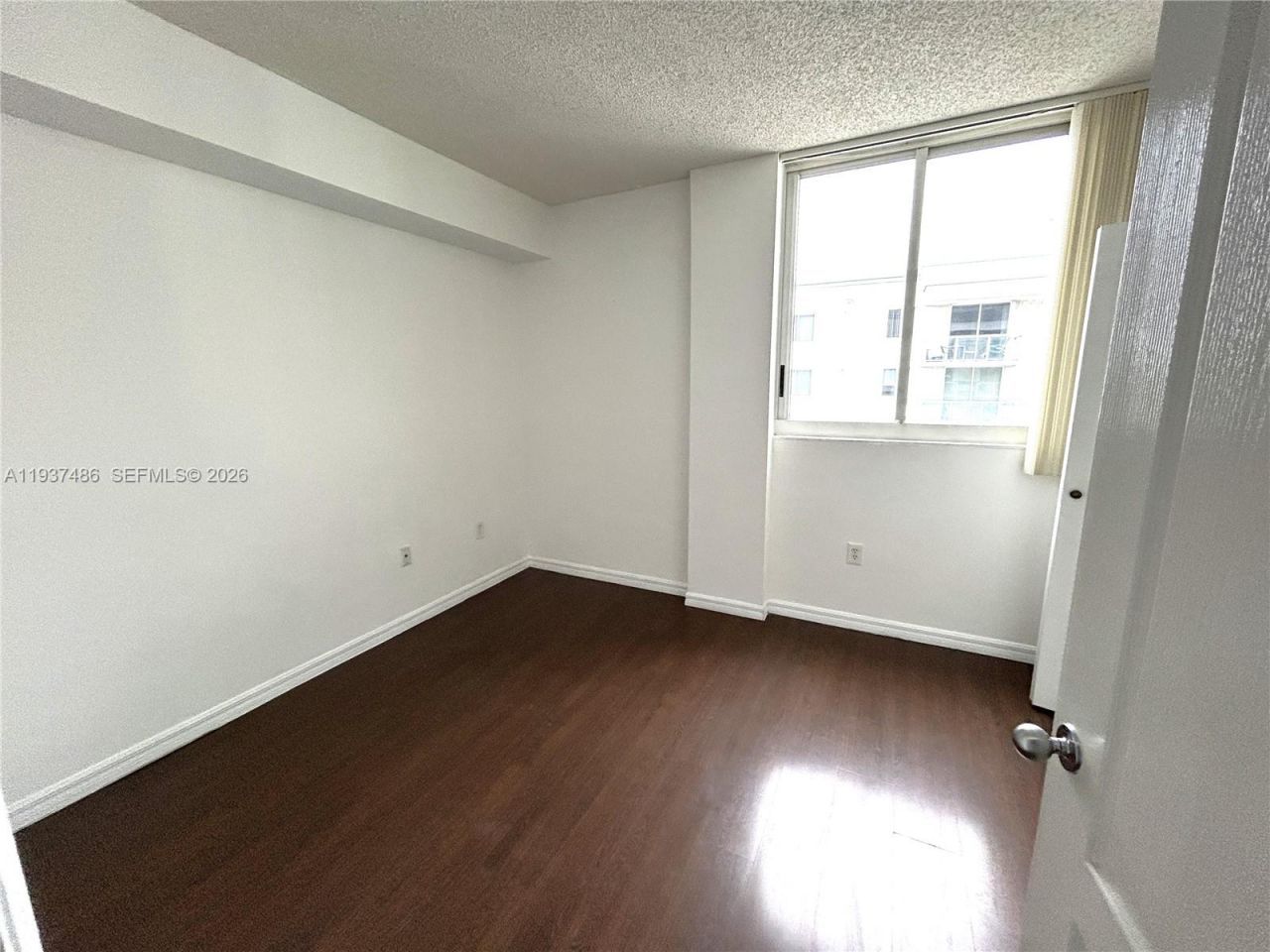 5091 NW 7th St, Unit PH-10, Miami, FL 33126 Photo