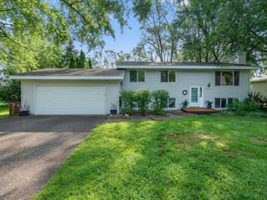 235 Quehl Avenue N, Lakeland, MN 55043