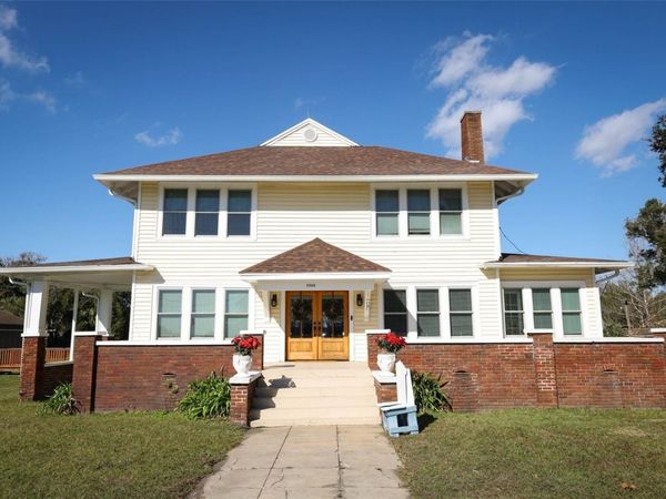 2800 CELERY AVENUE, SANFORD, FL 32771