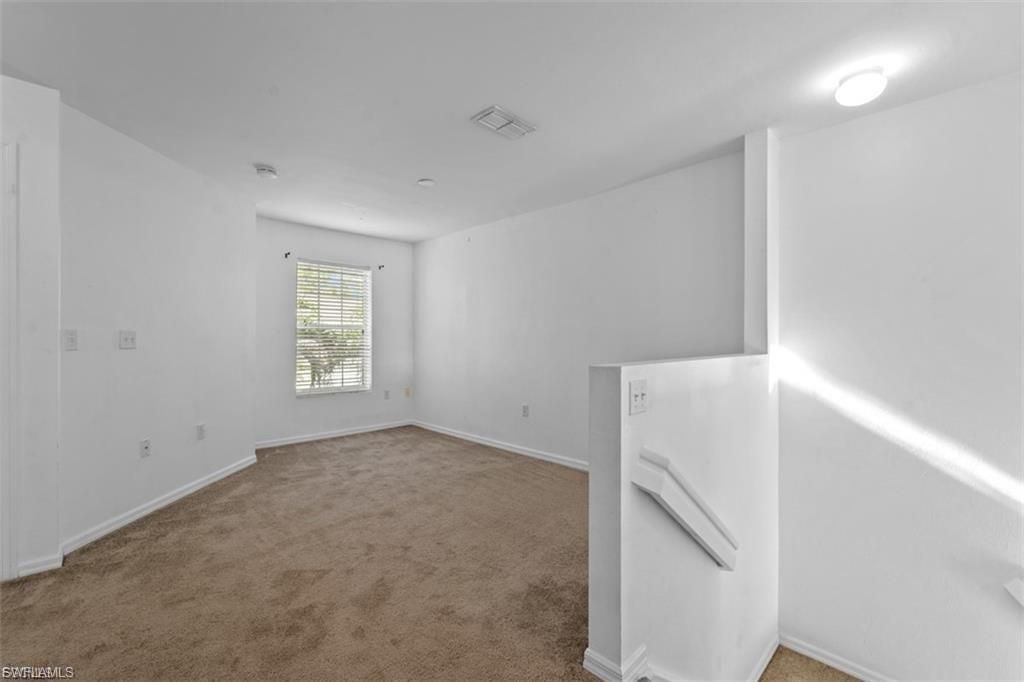 3637 Pine Oak Cir, Unit 105, Fort Myers, FL 33916 Photo