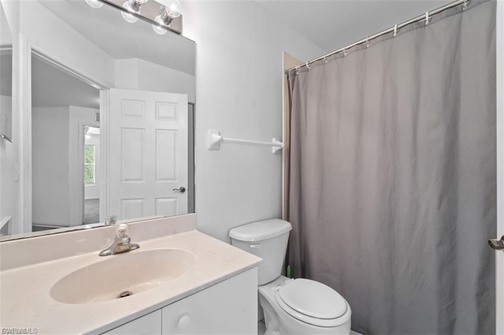 3637 Pine Oak Cir, Unit 105, Fort Myers, FL 33916 Photo