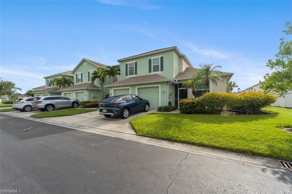 3637 Pine Oak Cir, Unit 105, Fort Myers, FL 33916 Photo
