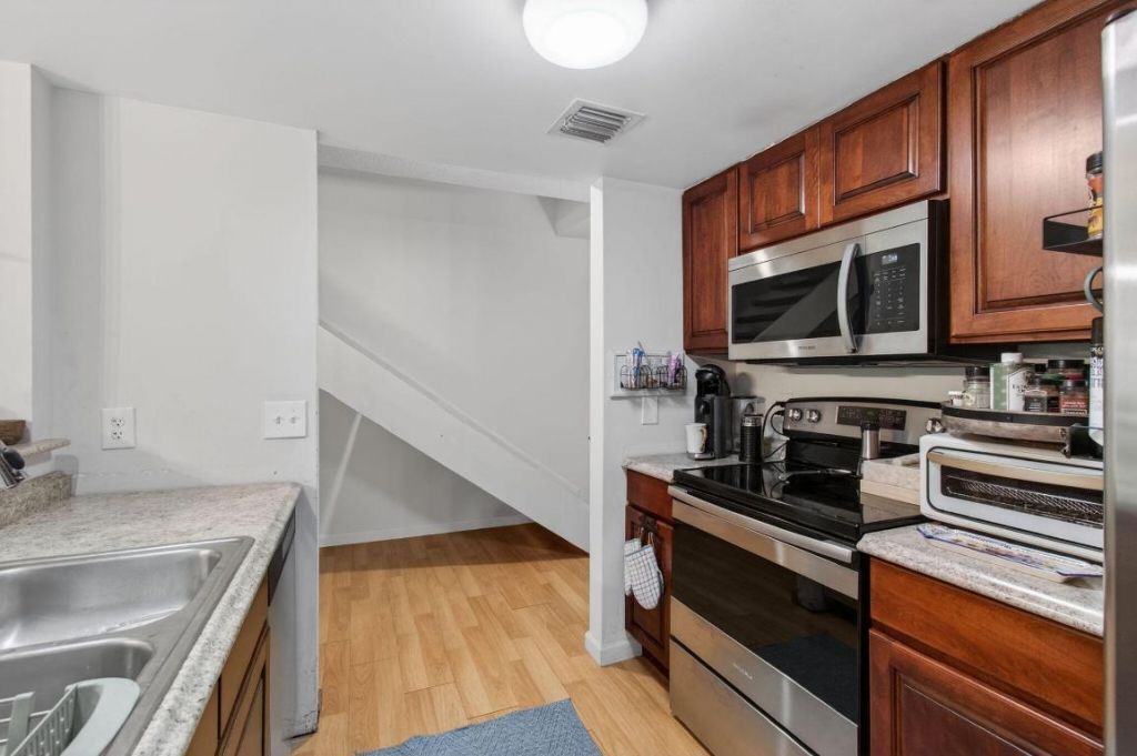 1100 Scotia Drive, Unit 104, Hypoluxo, FL 33462 Photo