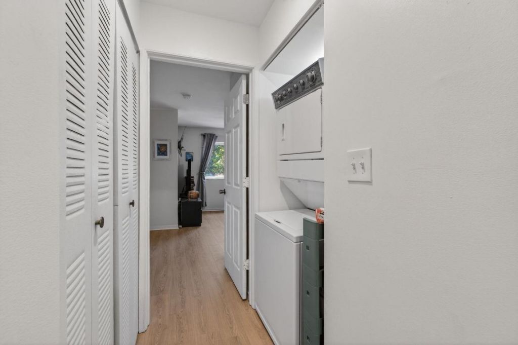 1100 Scotia Drive, Unit 104, Hypoluxo, FL 33462 Photo