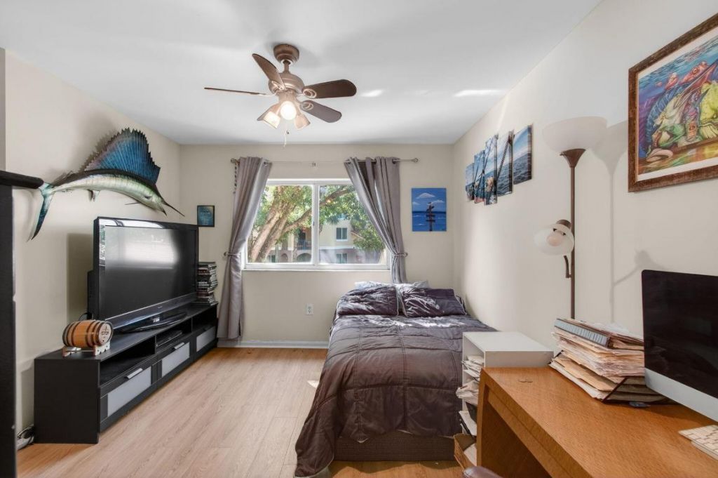 1100 Scotia Drive, Unit 104, Hypoluxo, FL 33462 Photo