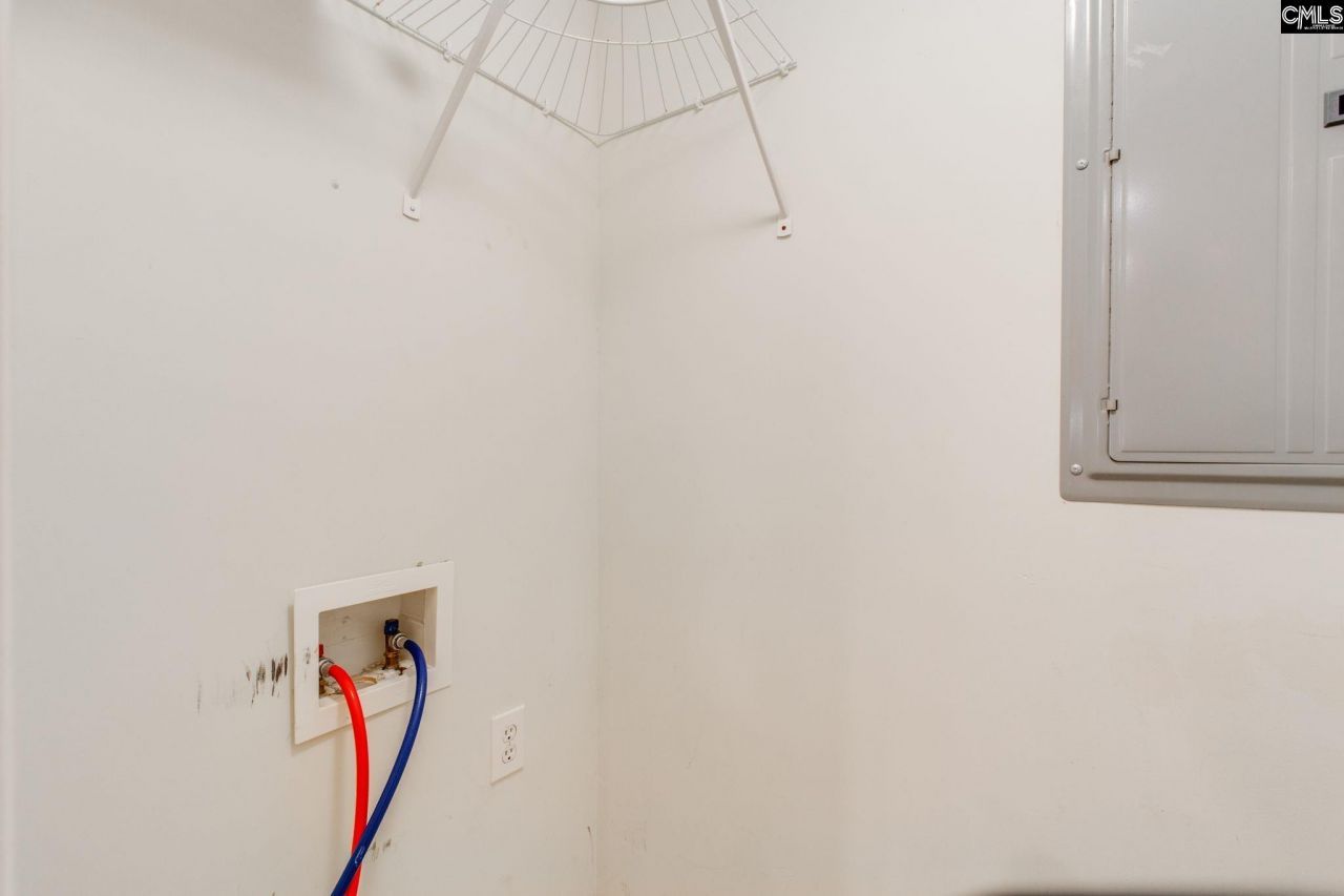 301 Harbor Heights Drive  Photo 14