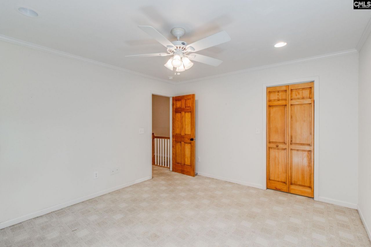 301 Harbor Heights Drive  Photo 18