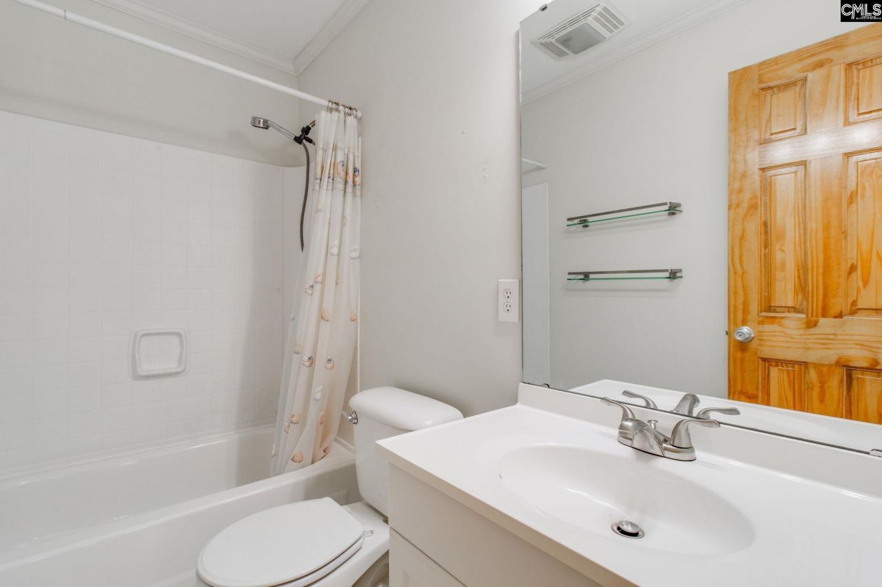 301 Harbor Heights Drive  Photo 19