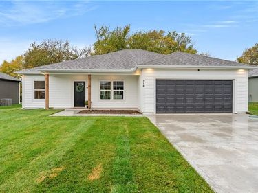 212 S Devin Street, Lone Jack, MO 64070