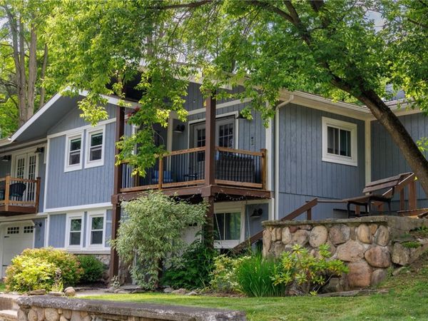 4 Elizabeth Street, Naples, NY 14512