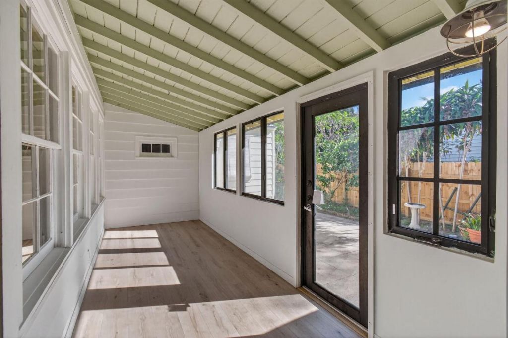 1122 N L Street, Lake Worth Beach, FL 33460 Photo