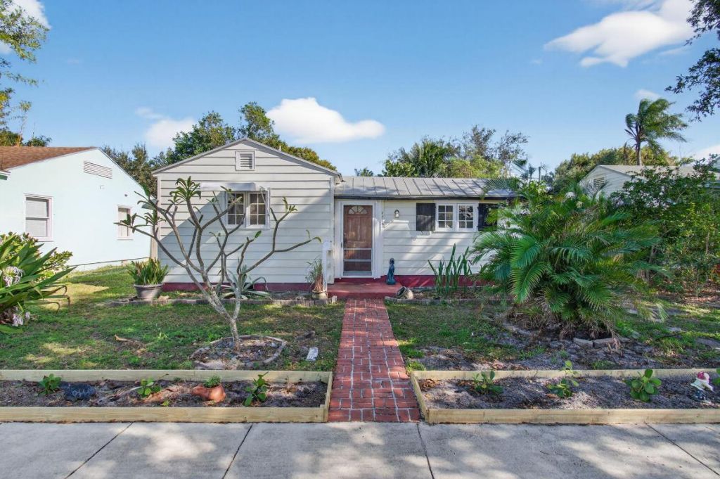 1122 N L Street, Lake Worth Beach, FL 33460 Photo