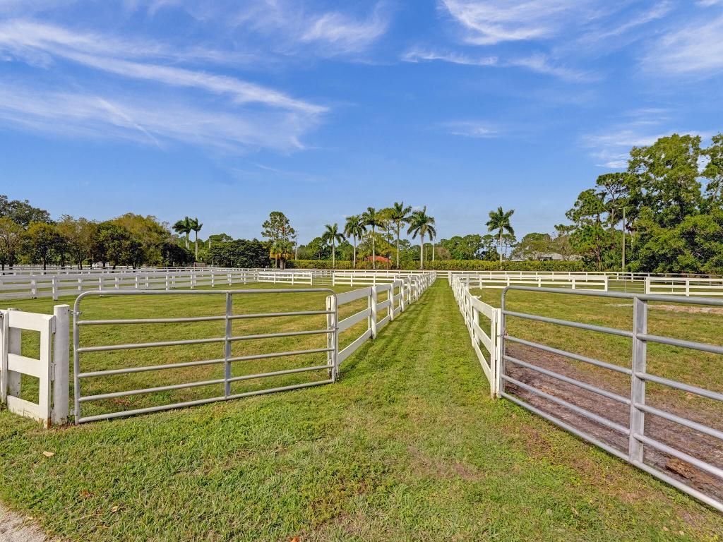 3950 Horse Trail, Loxahatchee, FL 33470 Photo