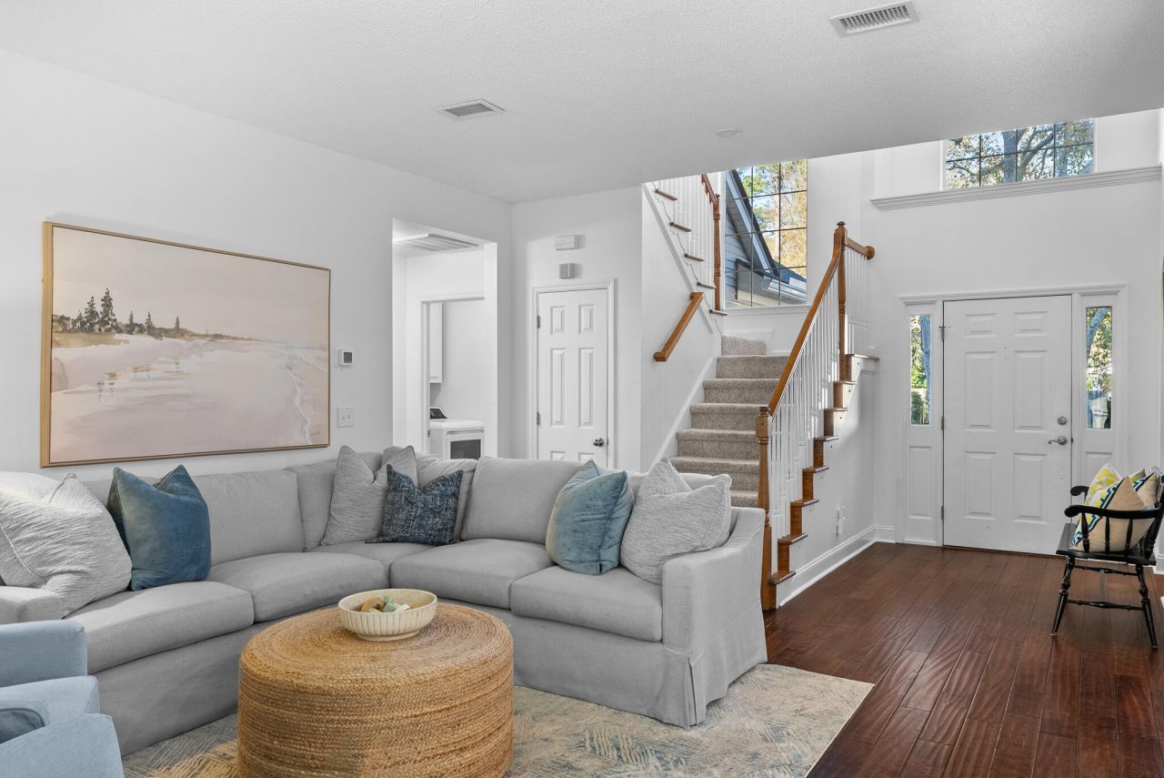 1330 Somersby Lane Photo 12