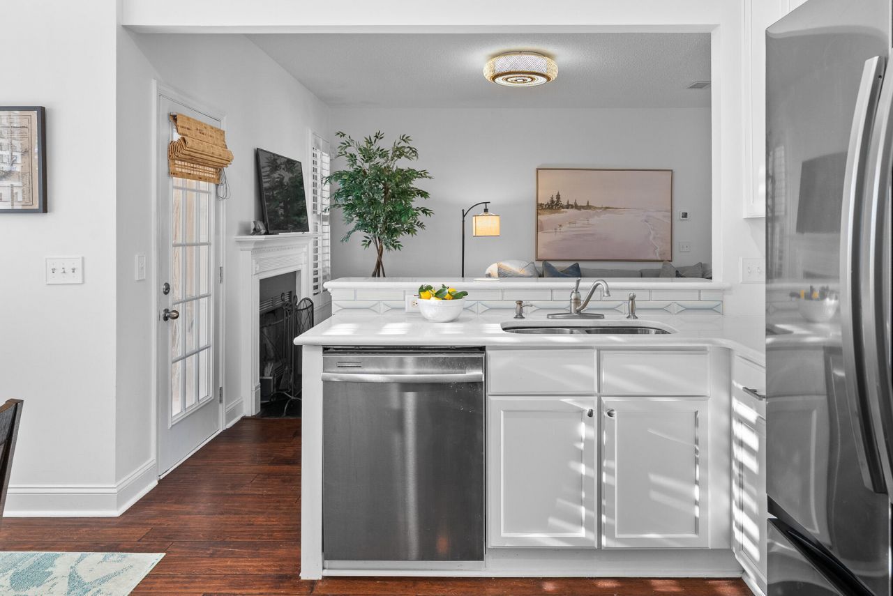 1330 Somersby Lane Photo 18