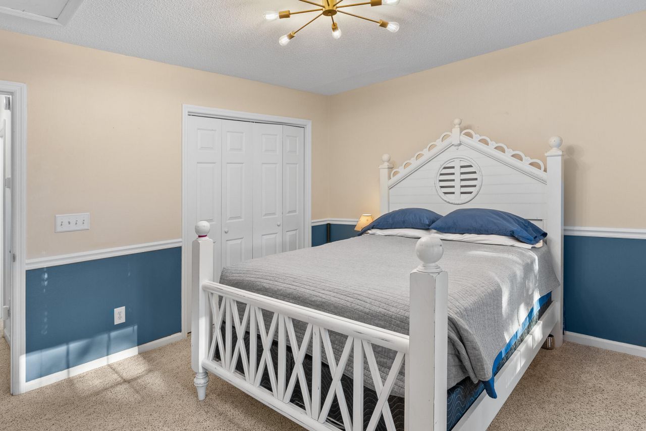 1330 Somersby Lane Photo 25