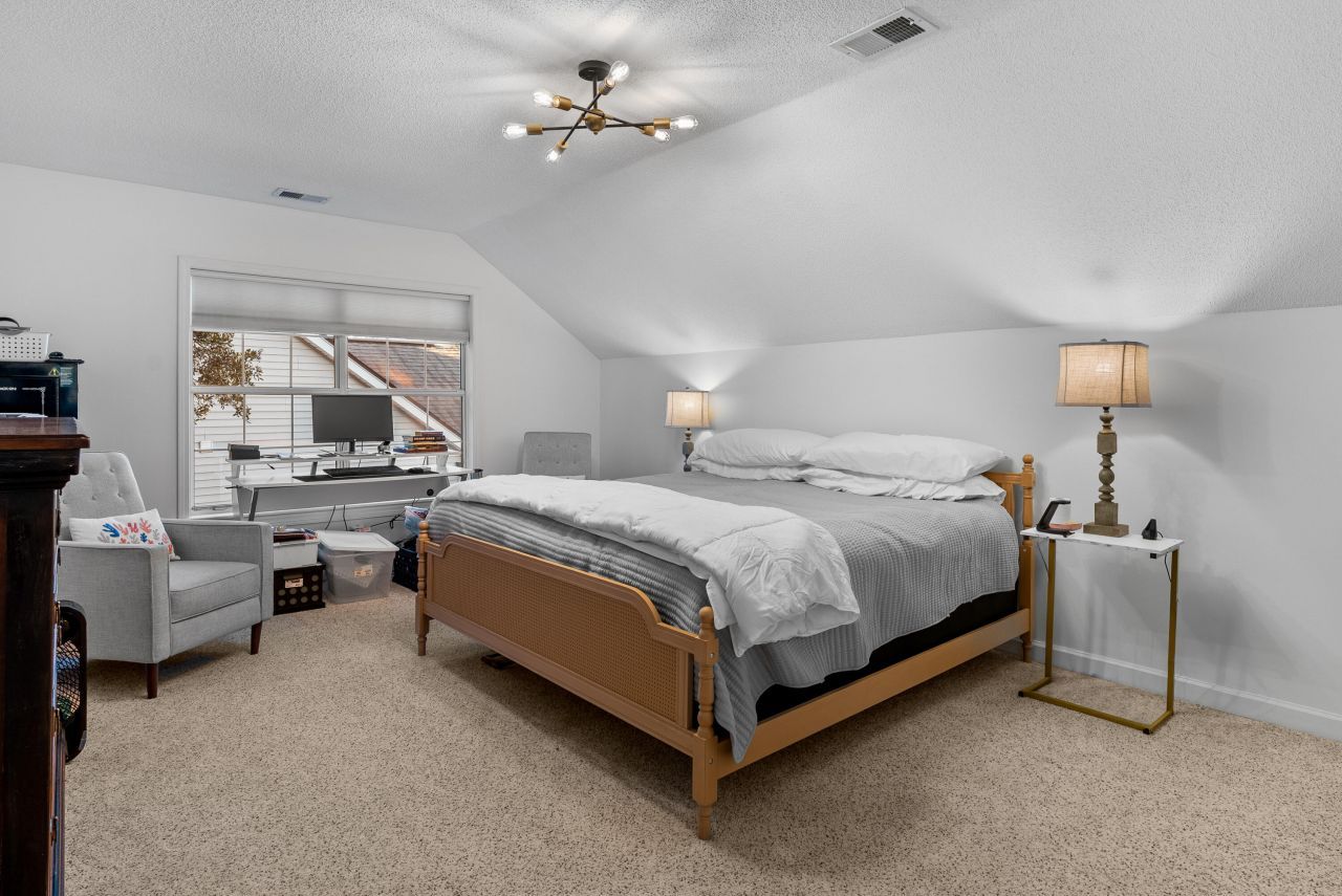 1330 Somersby Lane Photo 26