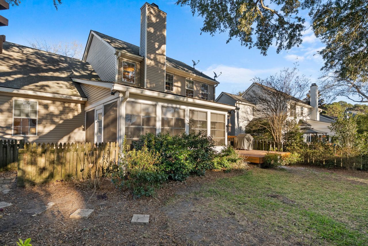 1330 Somersby Lane Photo 31