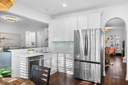 1330 Somersby Lane photo 4