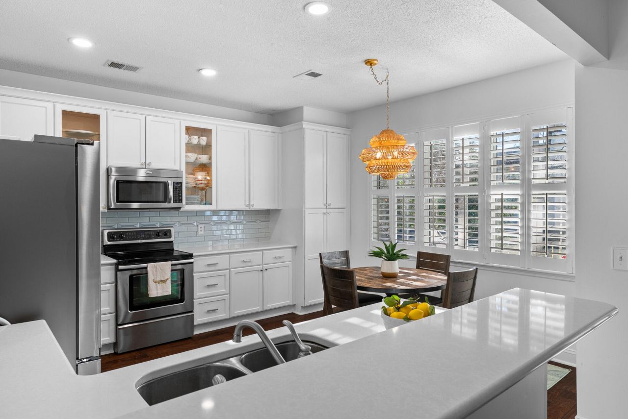 1330 Somersby Lane Photo 5