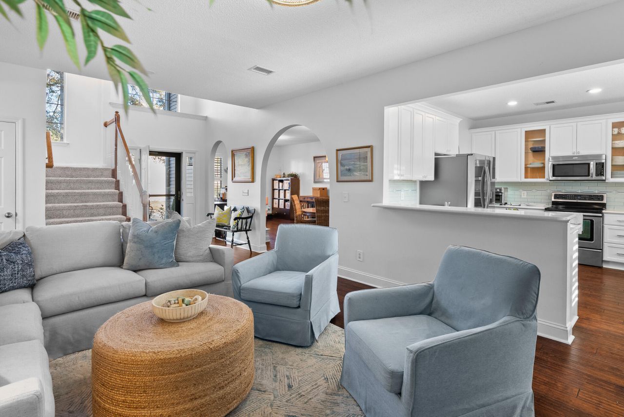 1330 Somersby Lane Photo 5