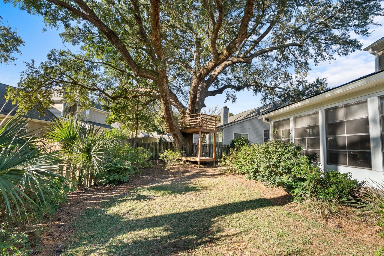 1330 Somersby Lane Photo 9