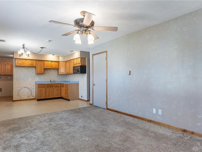 188 Mark Court, Germantown, OH 45327 Photo 9