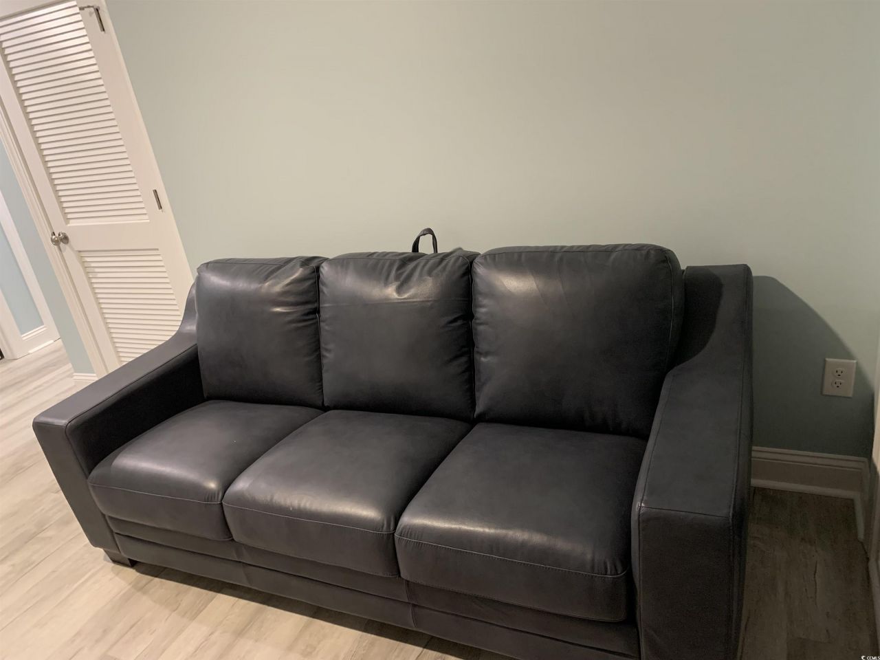 931 Edge Dr. Photo 11