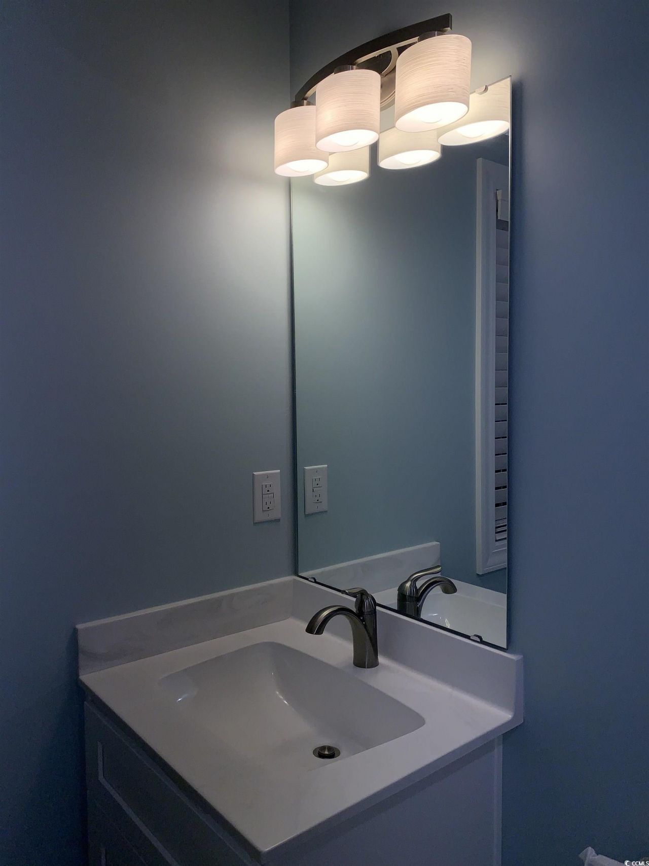 931 Edge Dr. Photo 12