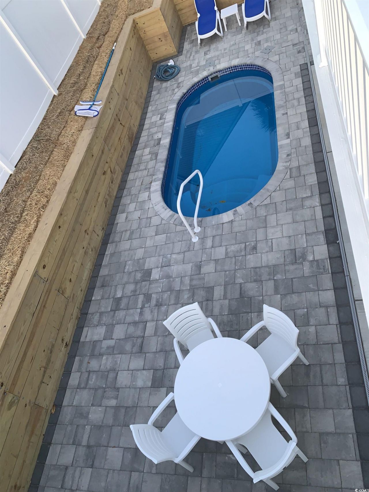 931 Edge Dr. Photo 37