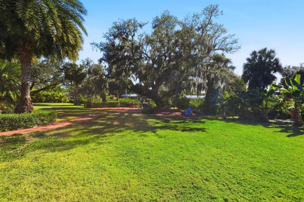 74 Aqua Lane, North Fort Myers, FL 33903 Photo