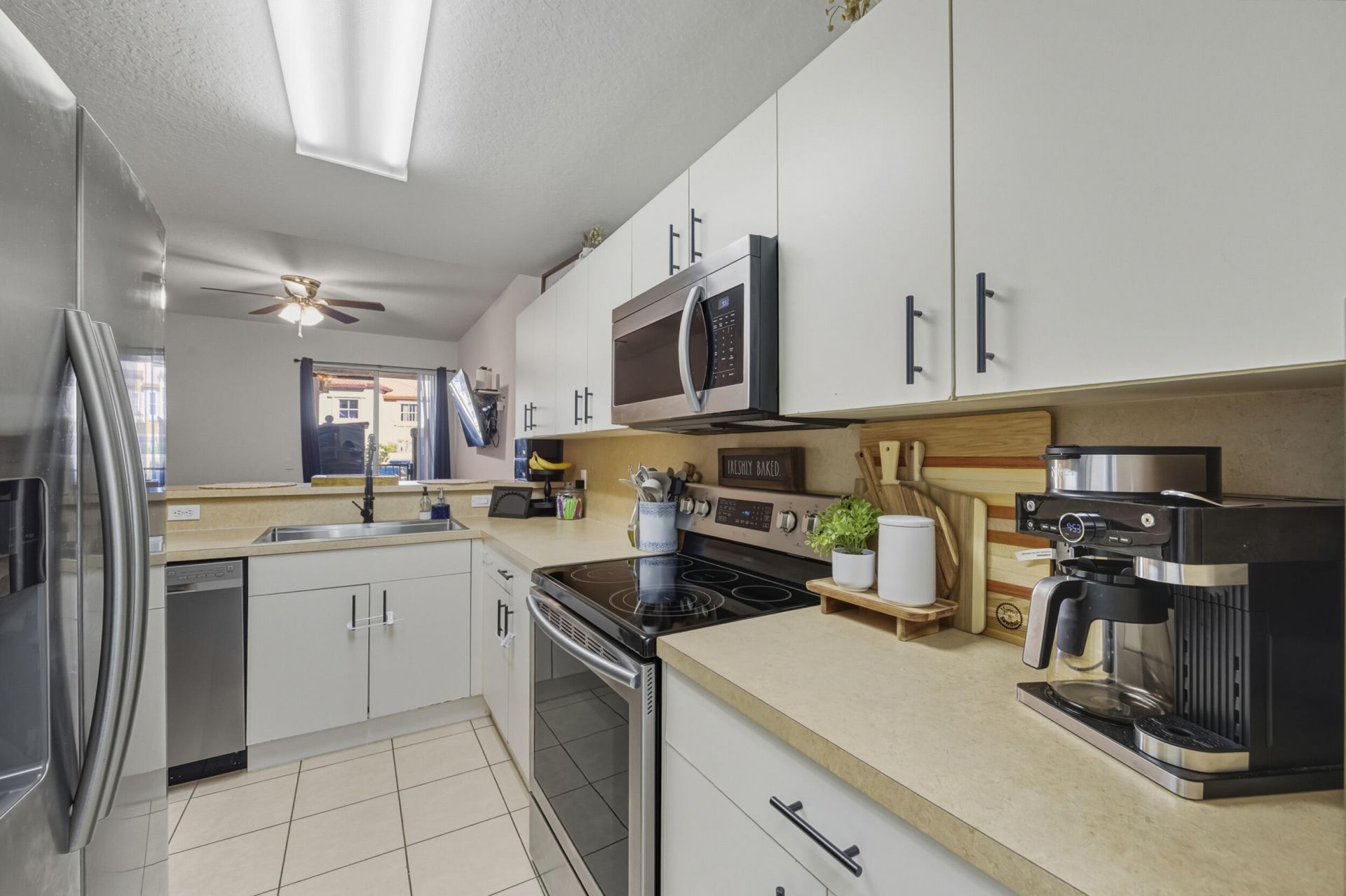 2914 Hope Valley Street, Unit 2102, West Palm Beach, FL 33411 Photo