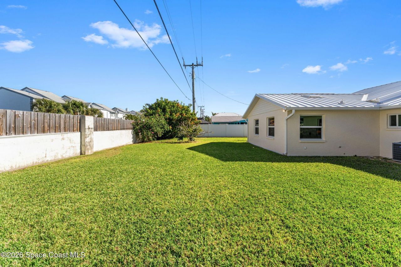 390 Harbor Drive, Cape Canaveral, FL 32920 Photo