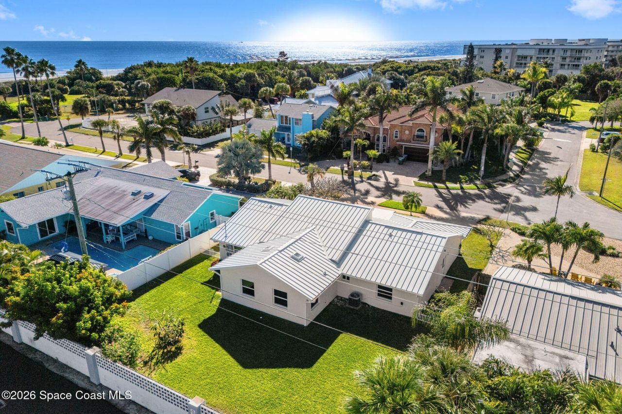 390 Harbor Drive, Cape Canaveral, FL 32920 Photo