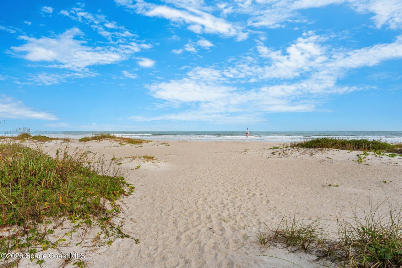 390 Harbor Drive, Cape Canaveral, FL 32920 Photo