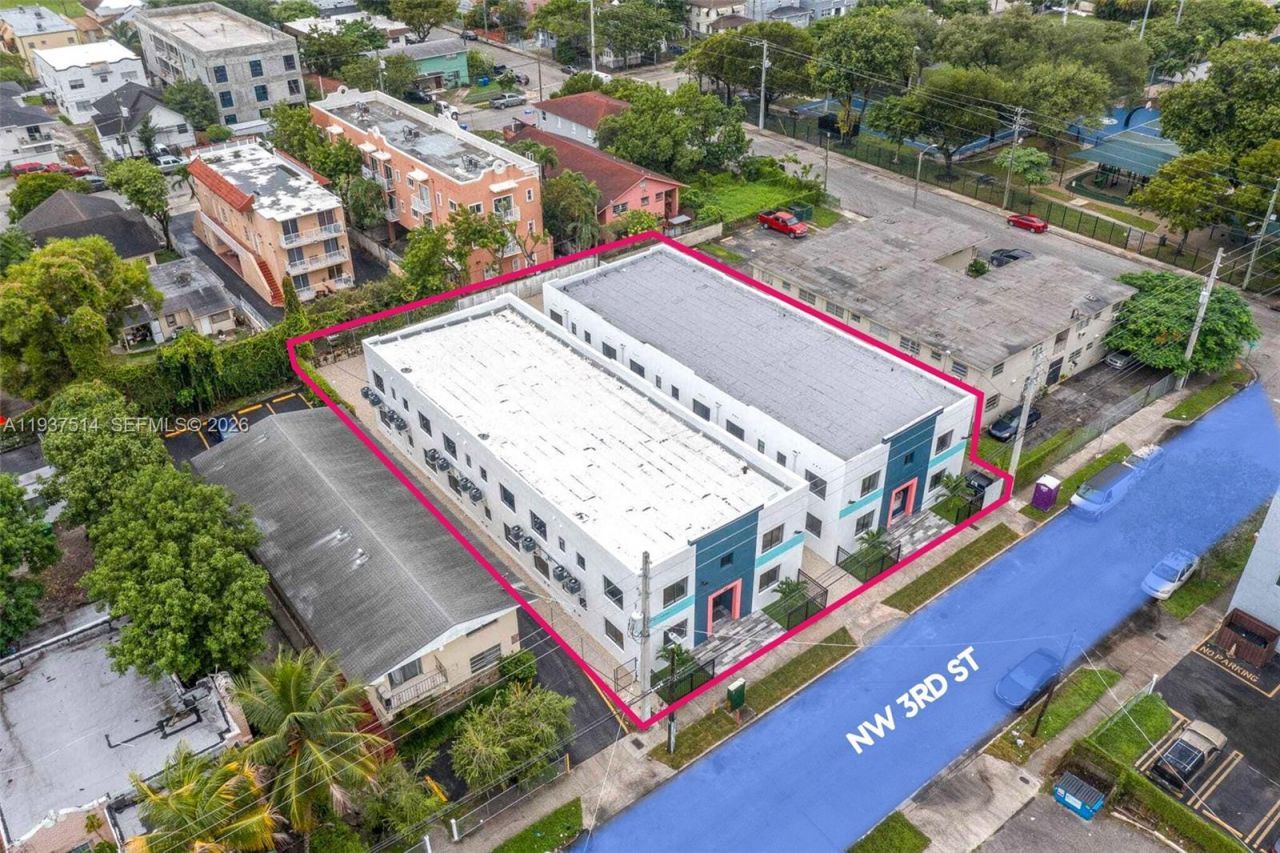 858 NW 3rd St , Miami, FL 33128 Photo