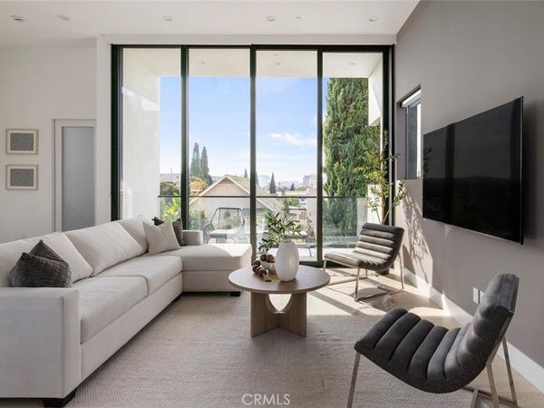 3620 Ellsworth, Silver Lake, CA 90026