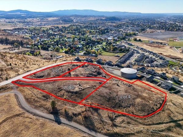 20907 E Valley Vista Dr, Liberty Lake, WA 99019