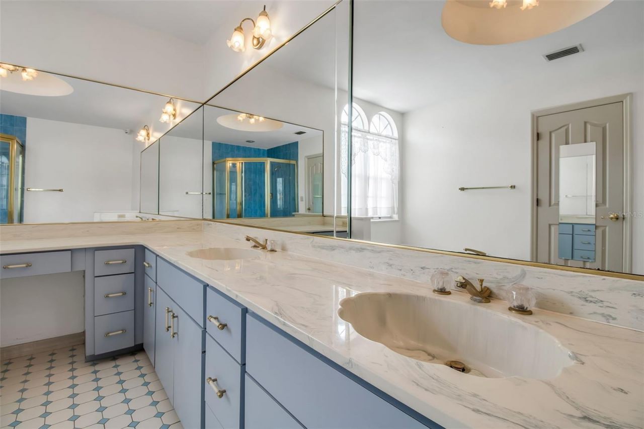 4706 61st Avenue Drive W, Bradenton, FL 34210 Photo